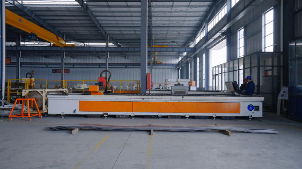 3000W laser cutting equipment